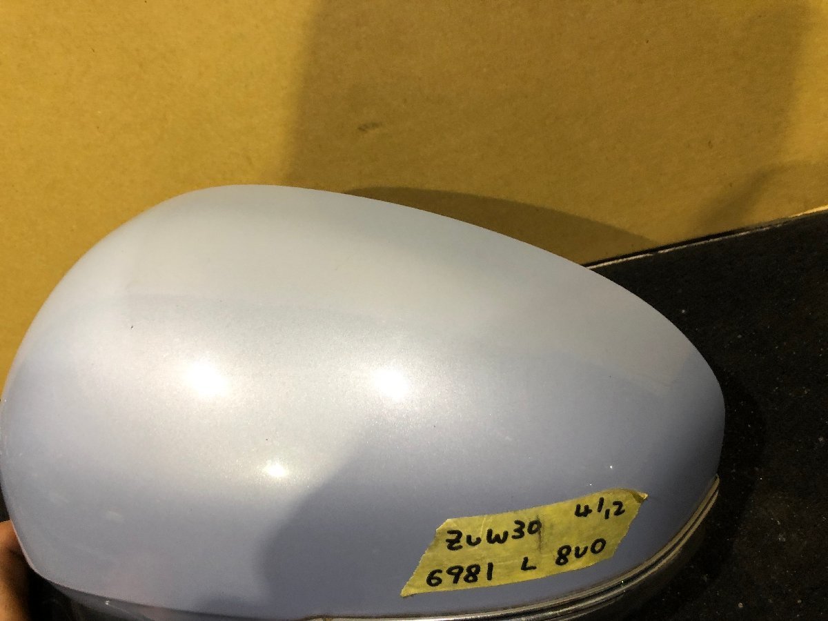 プリウス ZVW30 左ドアミラー カラーNO.8V0