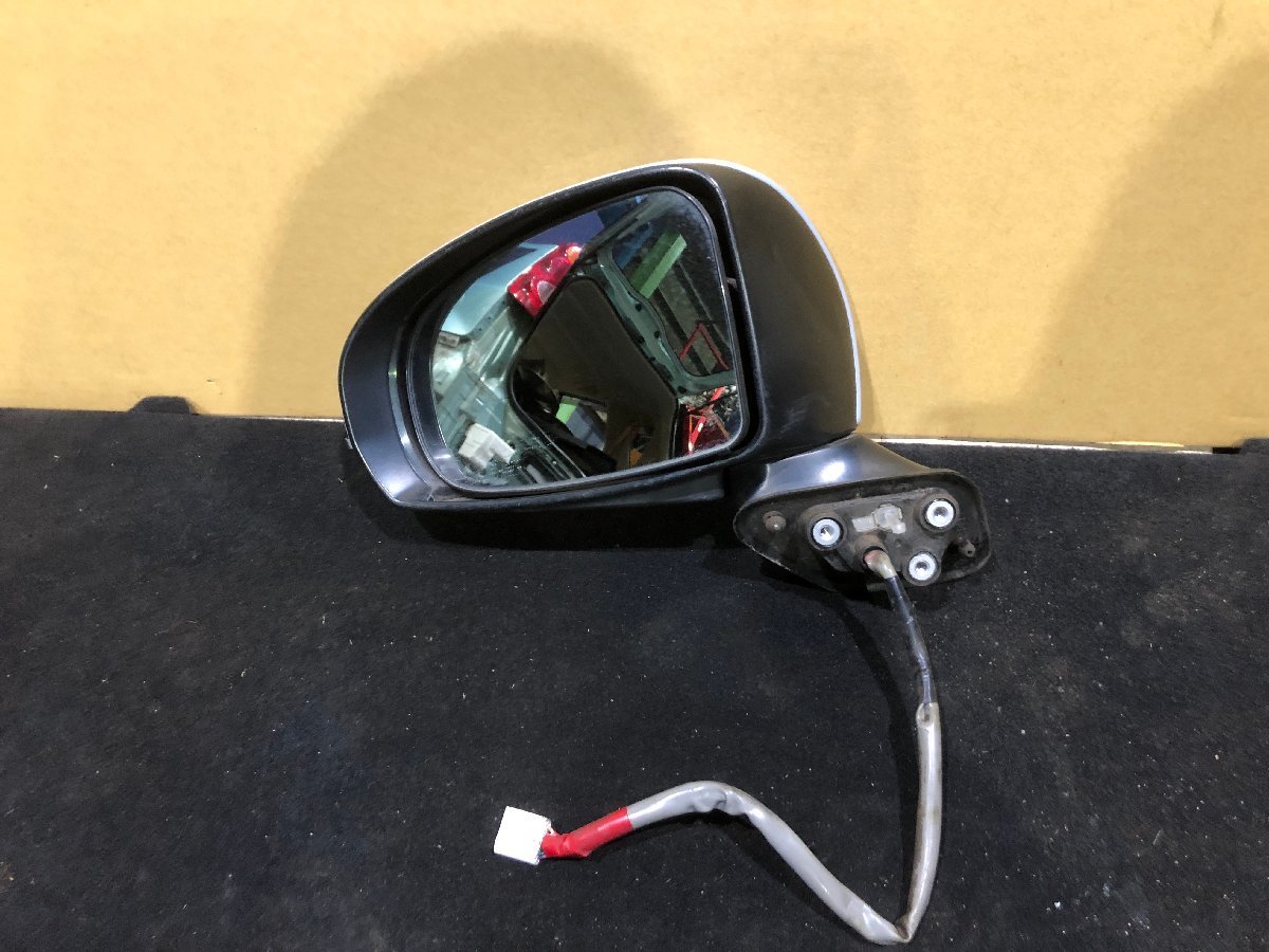 プリウス ZVW30 左ドアミラー カラーNO.8V0