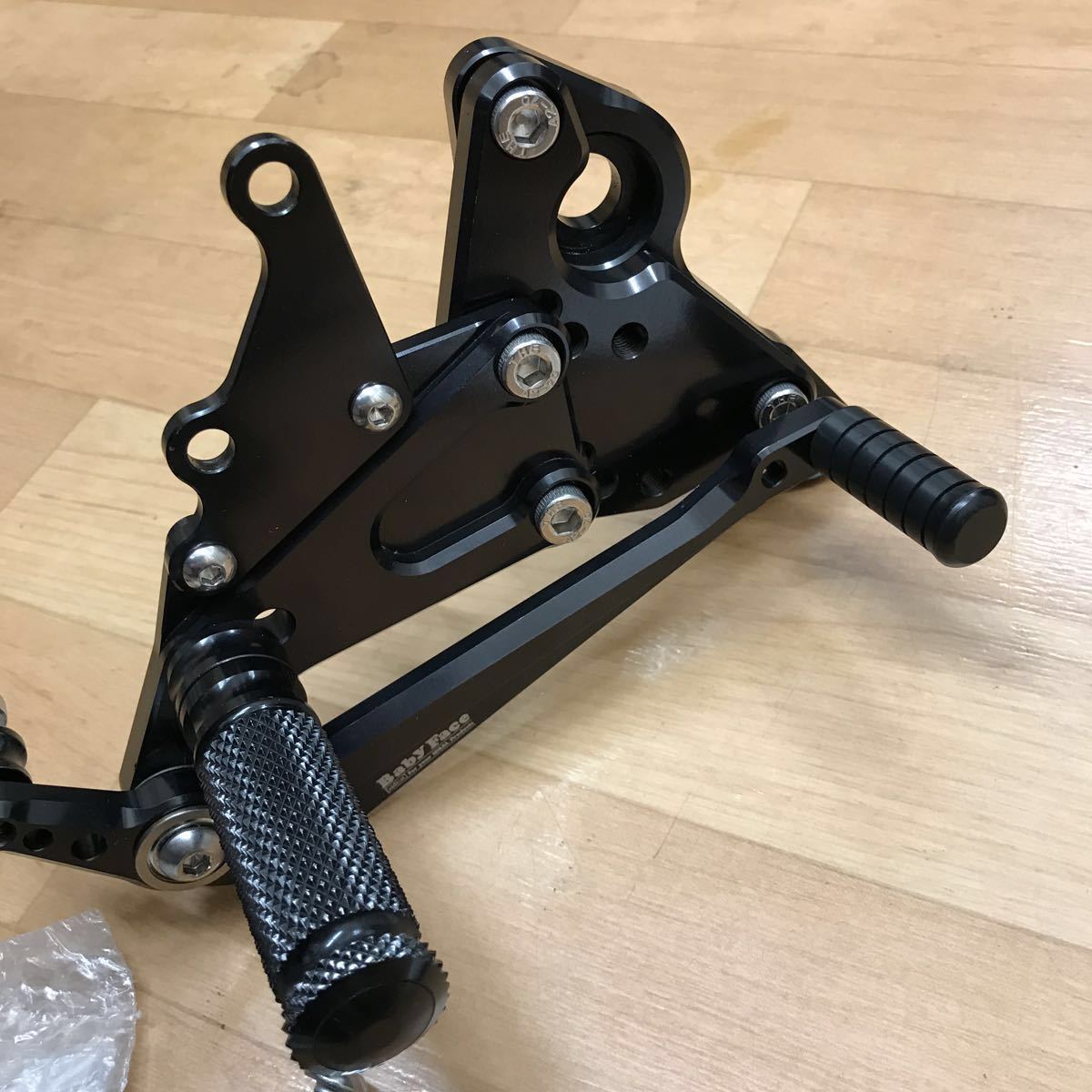 MT-09、XSR900用 BabyFace バックステップ ベビーフェイス (20)(カ 