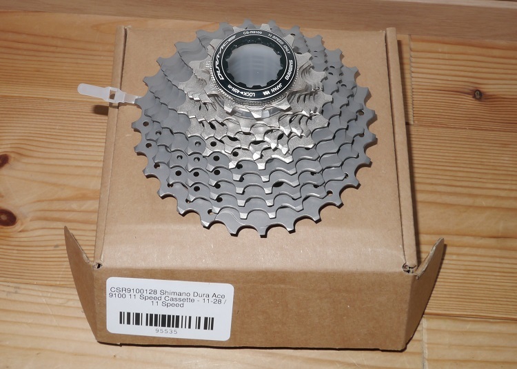 デュラエース CS-R9100-11-28 新品 11S