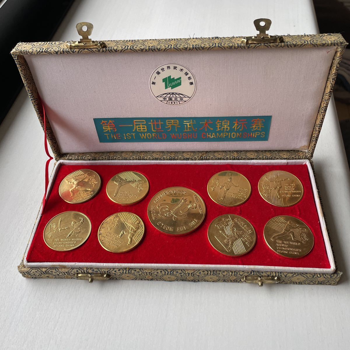 中国の希少なメダルや切手セット 中国の希少なメダルや切手セット 中国