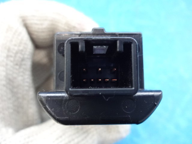 中古 トヨタ アクア NHP10 G's プッシュスタートスイッチ（棚69-303