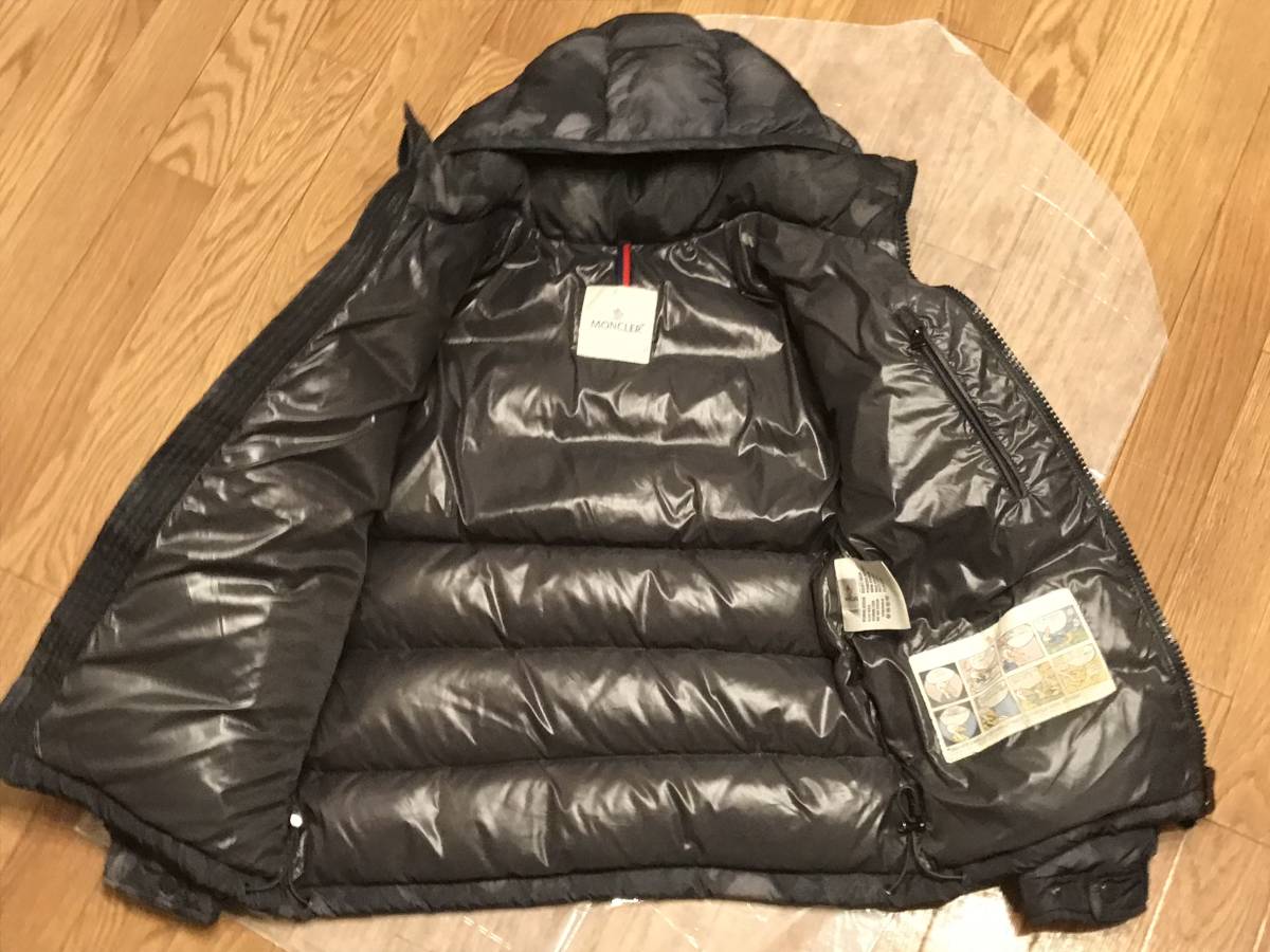 BEAMS別注 MONCLER MAYA モンクレール マヤ 迷彩 ダウンジャケット 