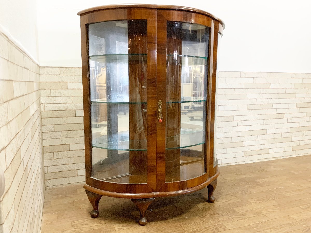 ディスプレイキャビネット　ガラスショーケース コレクション 収納 3段 半円　飾り棚 鍵付き 高さ116cm 背面ミラー 猫脚 英国アンティーク