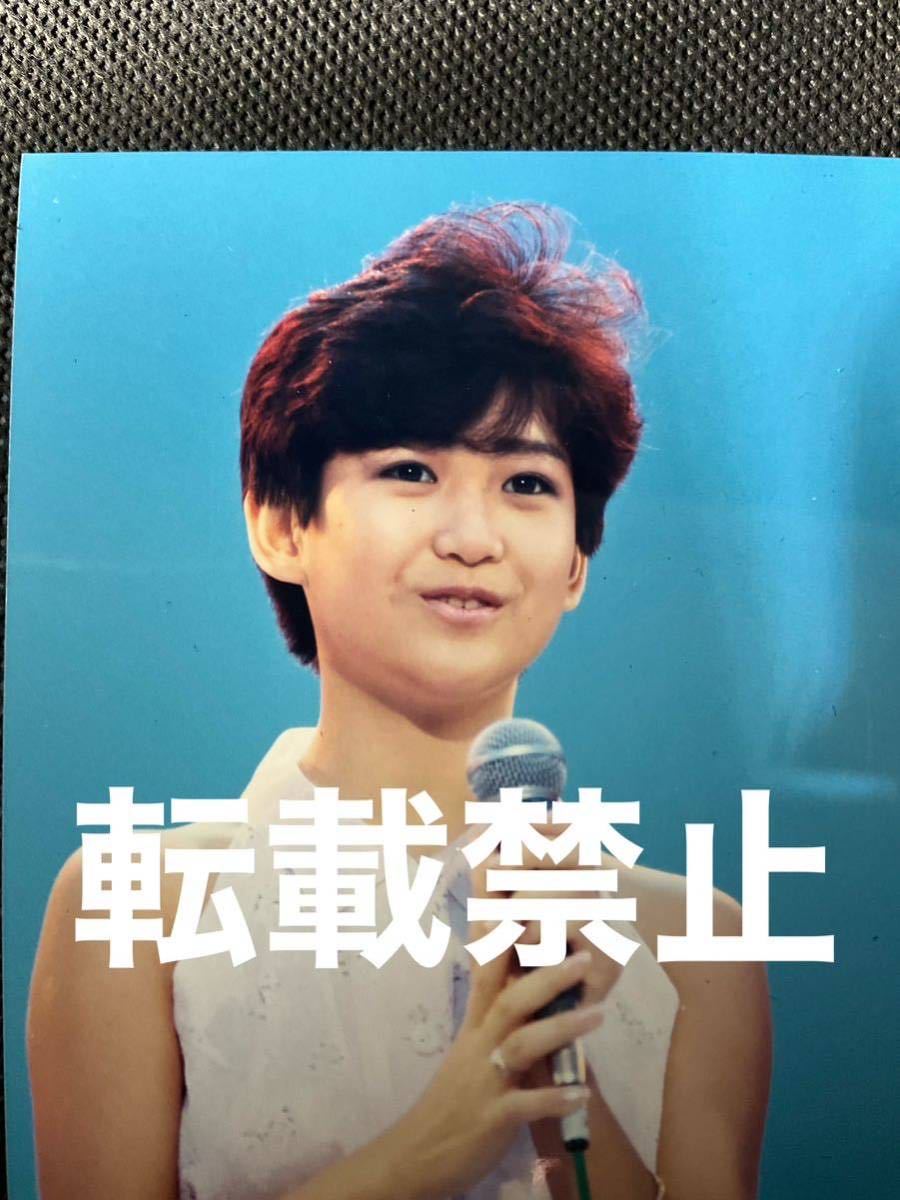 昭和レトロ 80年代アイドル 岡田有希子 生写真2枚 Eサイズ(岡田有希子