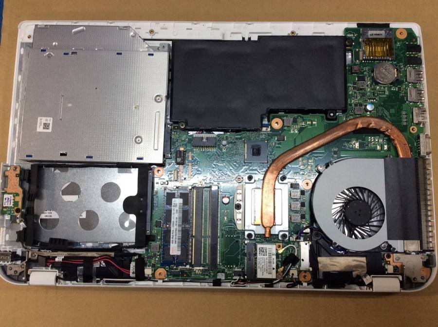 TOSHIBA PT55467KBXG dynabook T554/67KG Core i7 4700MQ 2.40GHz 4GB