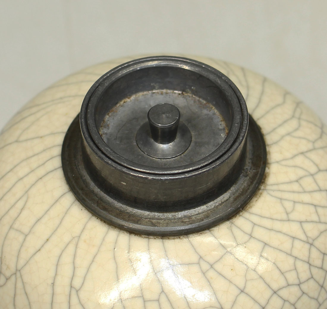 銘品 哥窯白磁錫口茶壷・清時代 中国古玩(清)｜売買されたオークション