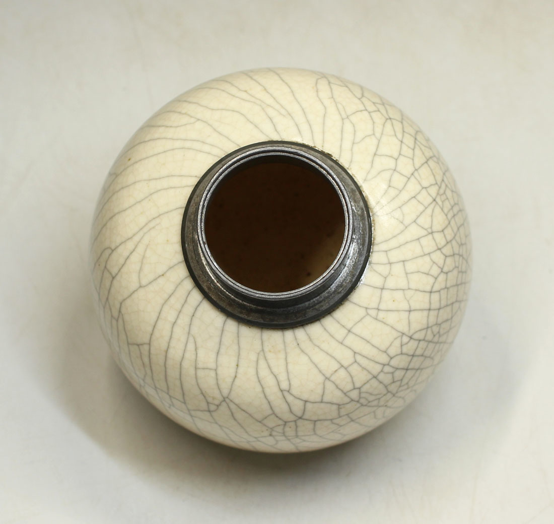 銘品 哥窯白磁錫口茶壷・清時代 中国古玩(清)｜売買されたオークション