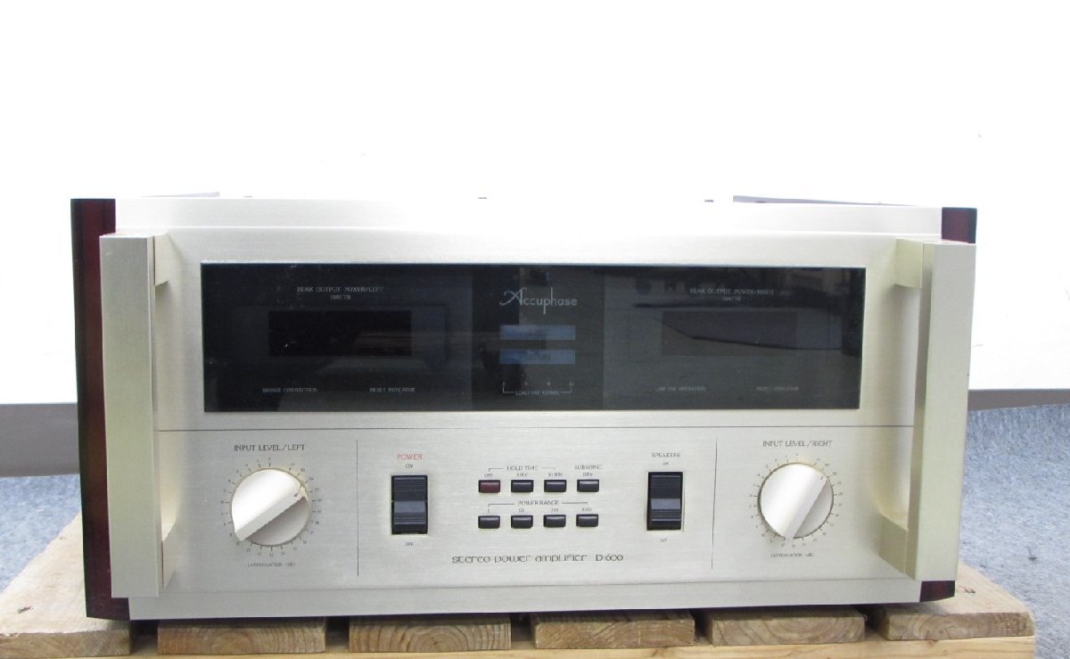 ☆ Accuphase アキュフェーズ P-600 ステレオパワーアンプ② ☆中古