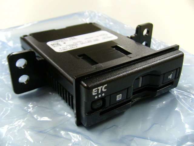 品 スズキ 純正 ETC 車載器 9909E－83SF2－M07 P2485
