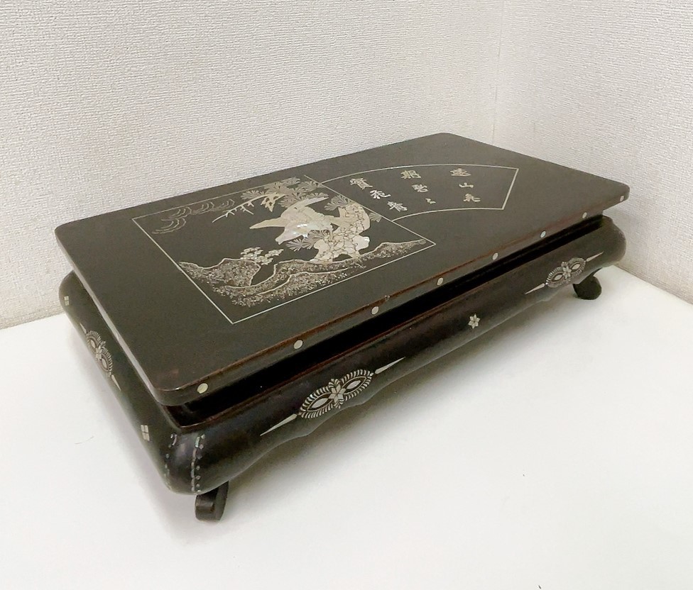  螺鈿細工 ローテーブル アンティーク /座卓 /ちゃぶ台 /机 /工芸品 /貝類彫刻 /貝飾り /漆地 /木地 /T52-066(座卓、ちゃぶ台)｜売買されたオークション情報、yahooの商品情報をアーカイブ公開 - オ 座卓、ちゃぶ台