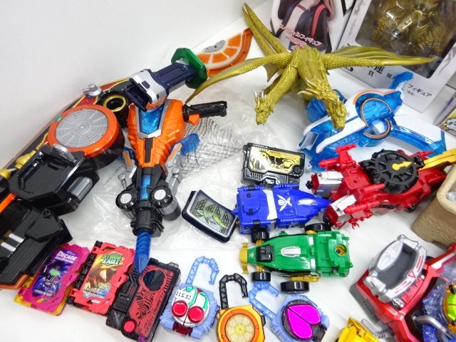30EY○仮面ライダー スーパー戦隊 など 特撮 武器 変身 ドライバー