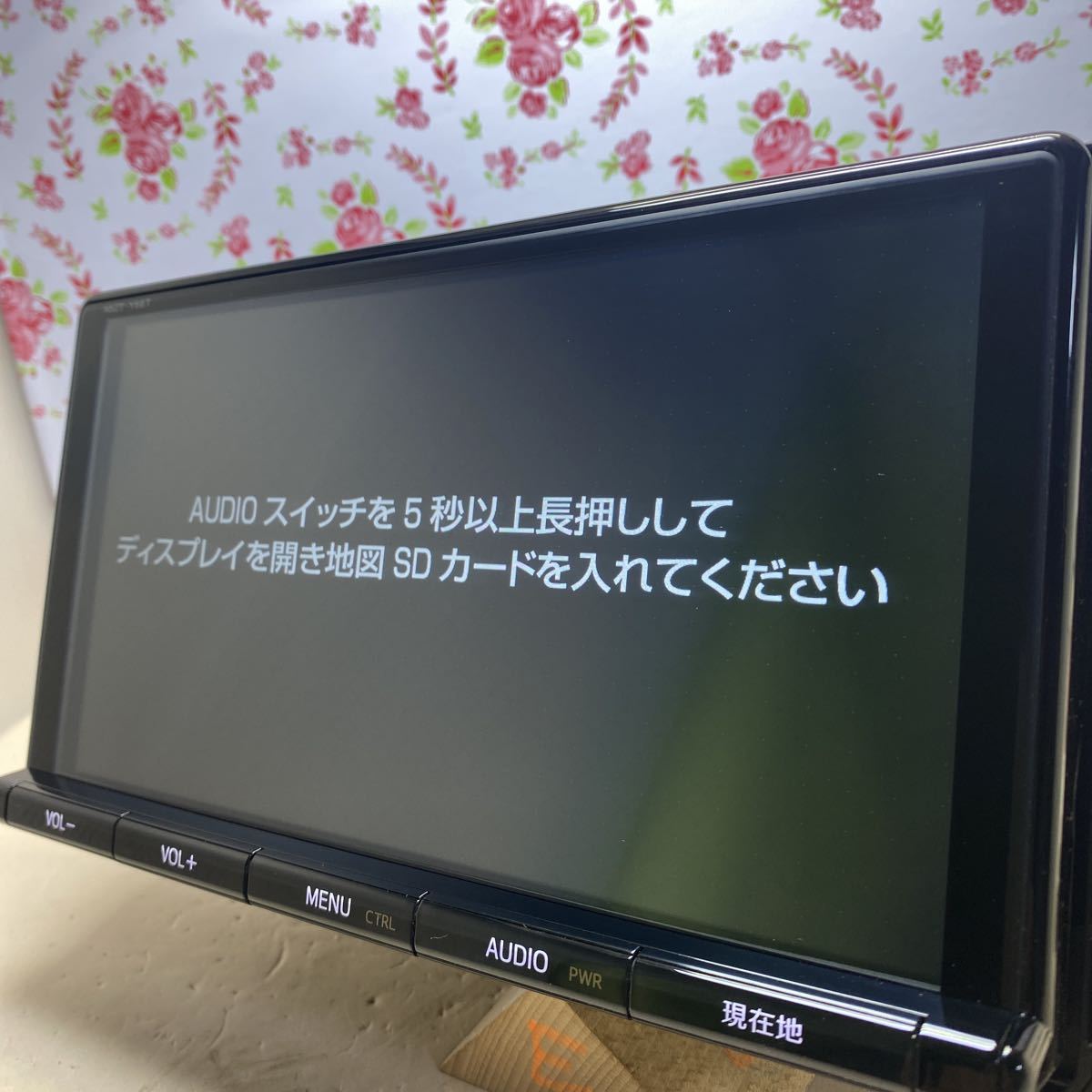 トヨタ純正ナビ 地図SDカード NSZT-Y66T ジャンク トヨタ純正ナビ 地図SDカード NSZT-Y66T ジャンク