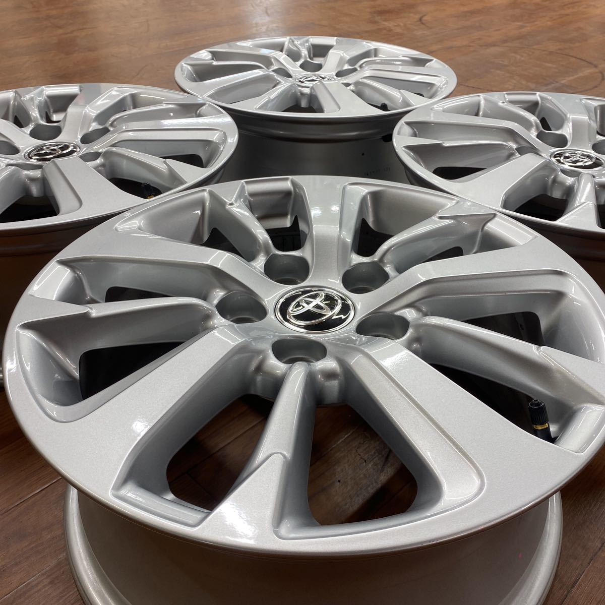 ☆TOYOTA ヤリス純正ホイール 中古4本セット☆ | ヤリス 純正 RZ High 4