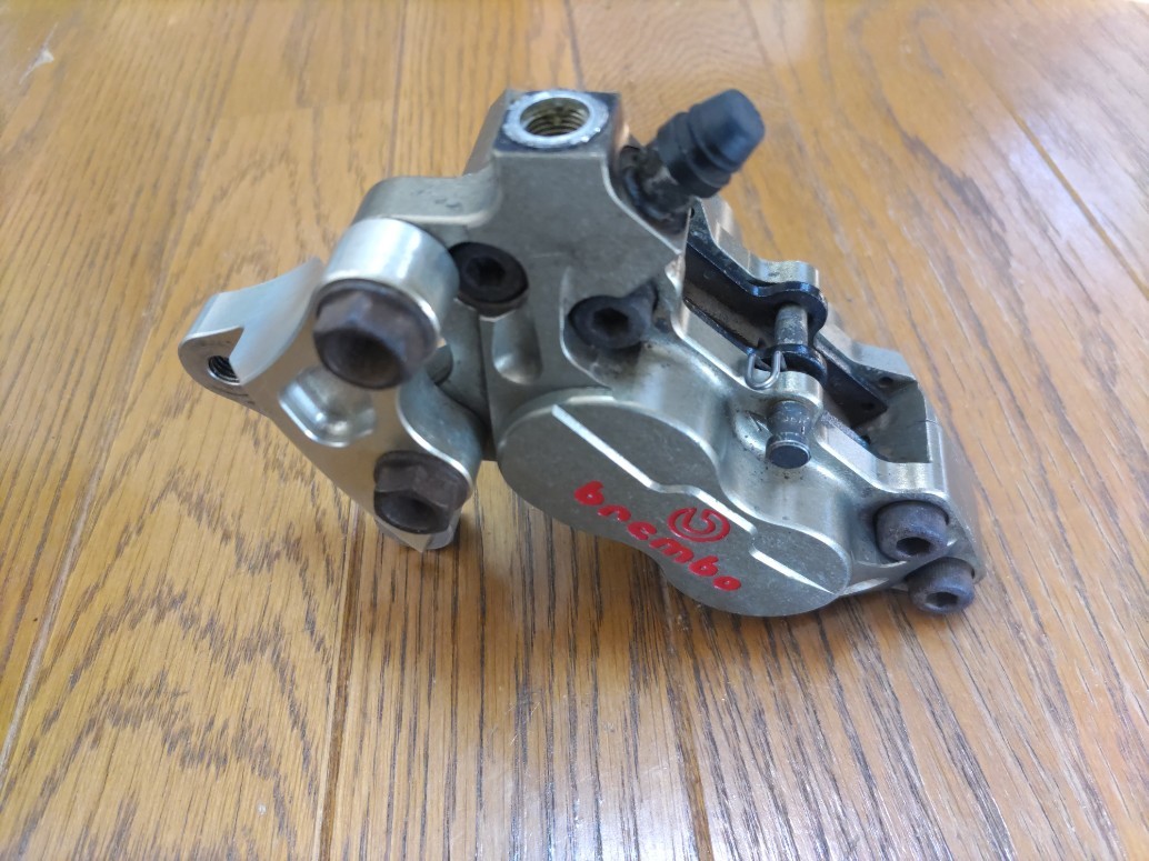 brembo ブレンボ レーシングキャリパー 40mm 左側 削りだし CNC