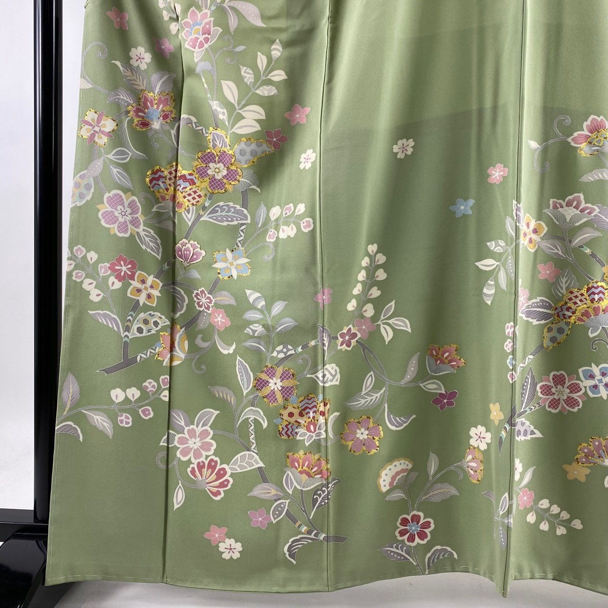 最安値，人気】 訪問着 名品 花唐草 金糸 金彩 抹茶色 袷 身丈163.5cm