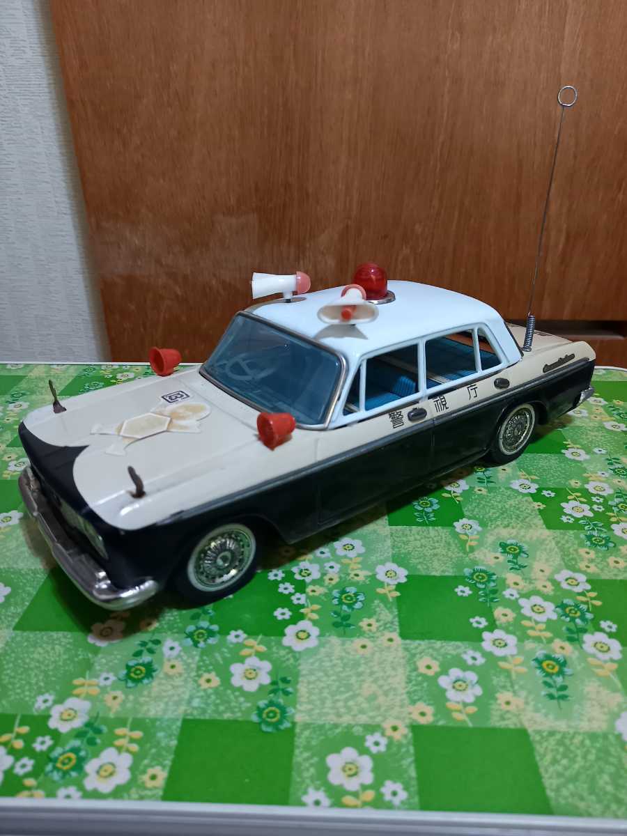 クラウン 萬代屋 パトカー 旧バンダイ - ジャンク品 当時物 メルカリ