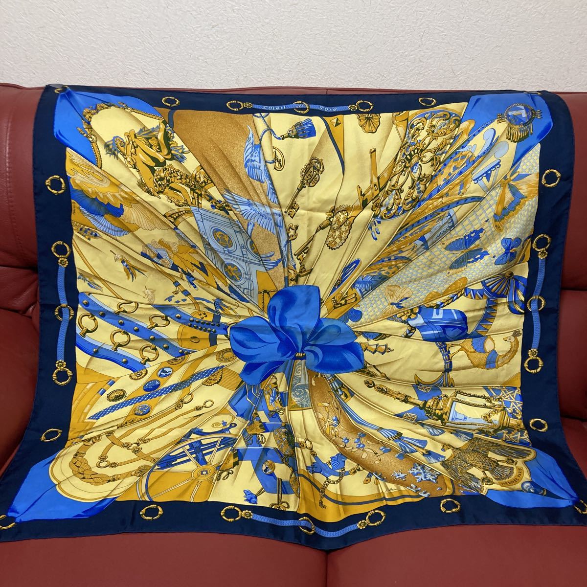 良品★2-39★本物エルメス★スカーフ★カレ90★良いデザイン★タグなし★FJX★売切り