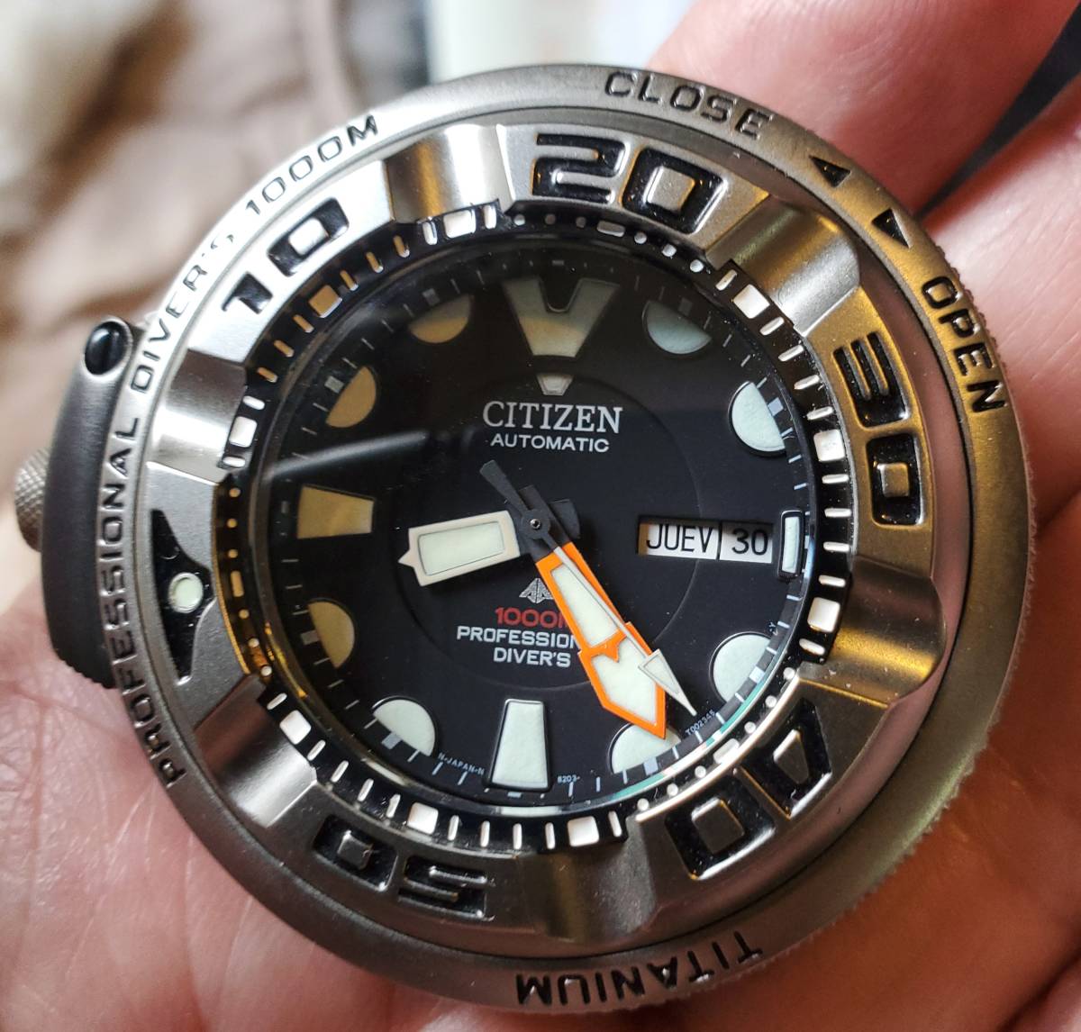 シチズンプロフェッショナルダイバー 1000m 自動巻き 新古品