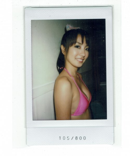 【山本梓】2009 さくら堂 あずseason 800枚限定 生チェキ #105/800 ピンクビキニ