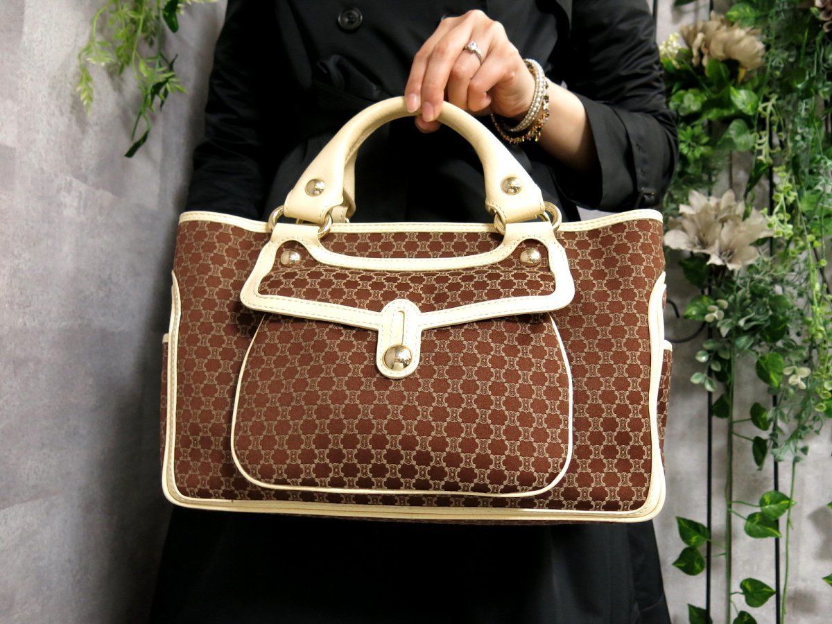 超美品○CELINE セリーヌ○ブギーバッグ○マカダム総柄○キャンバス 