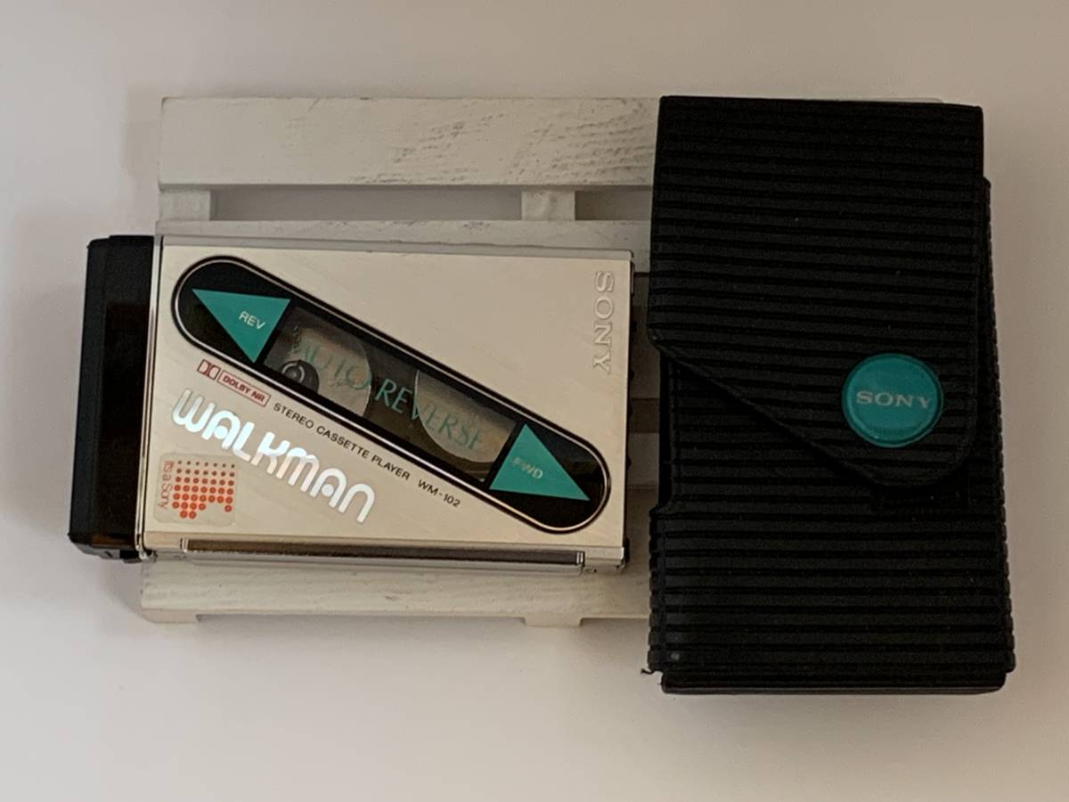 SONY WM-102 ケース付きウォークマン カセットプレーヤー 家電、AV