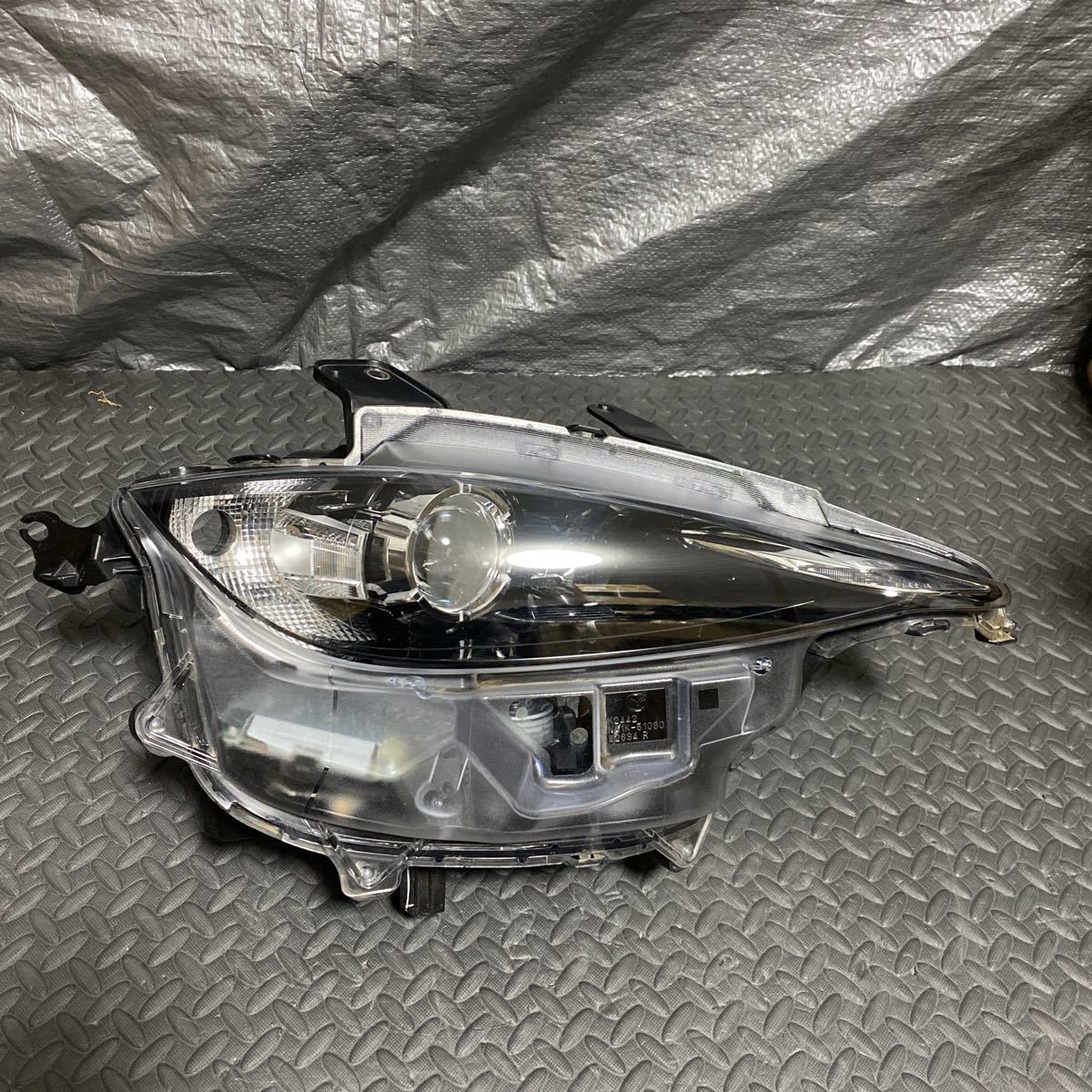 ロードスター　ND5RC 右ヘッドランプ 右ヘッドライト HID LED ロードスター ND5RC 純正LED右ヘッドライト