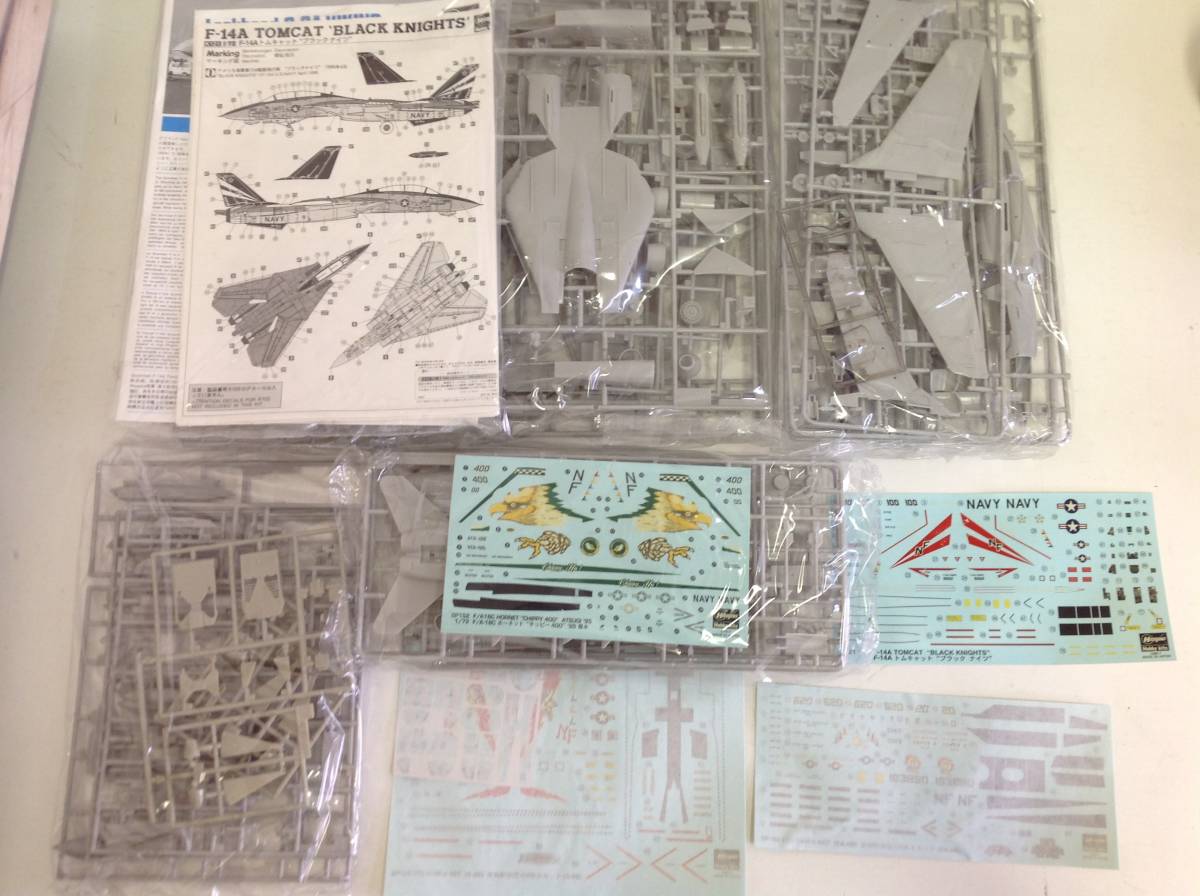 未組立品□プラモデル 空母航空団CVW-5 セット/F-14A F/A-18C EA-6B S