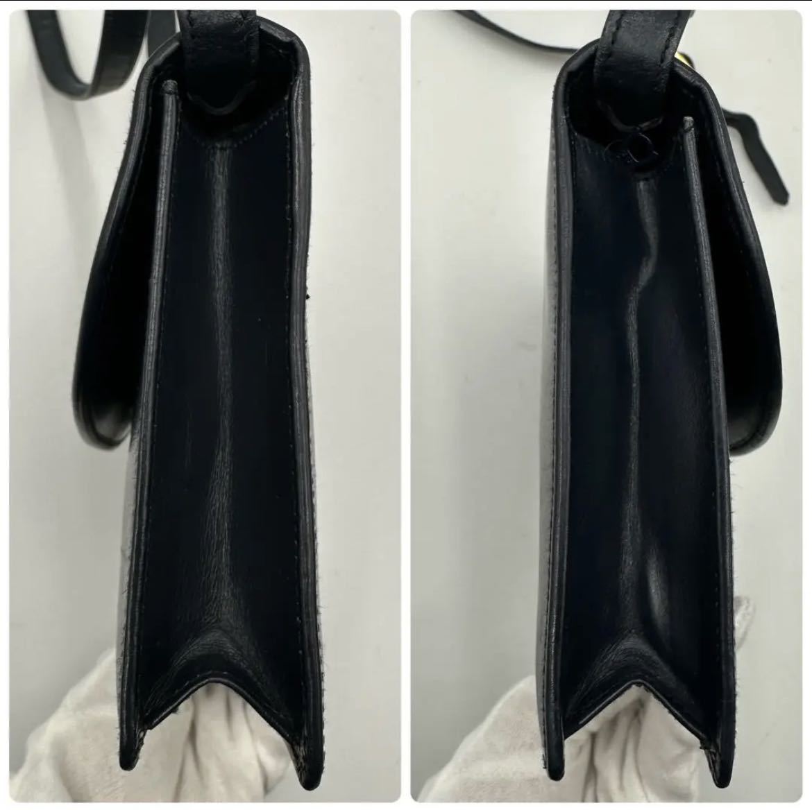 超希少 CELINE セリーヌ 斜め掛け ショルダーバッグ ポシェット ヴィンテージ トリオンフ 金具 ゴールド金具 ネイビー 紺 レザー 本革 ミニ