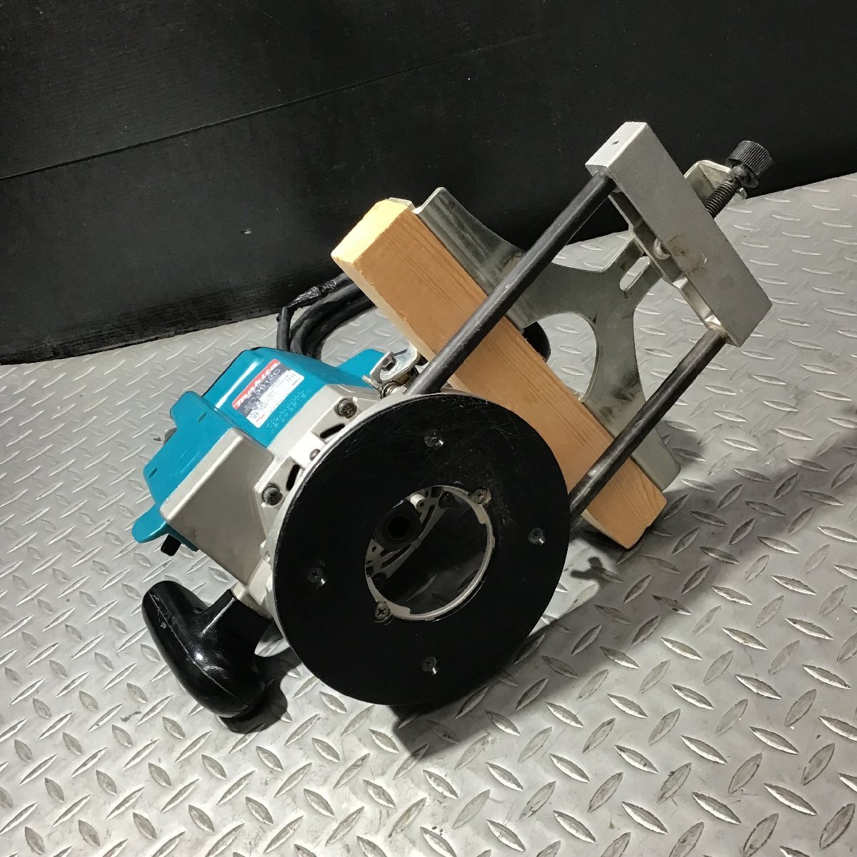 現状品】マキタ makita 3612C 電子ルータ チャック孔径 Φ12mm ※通電