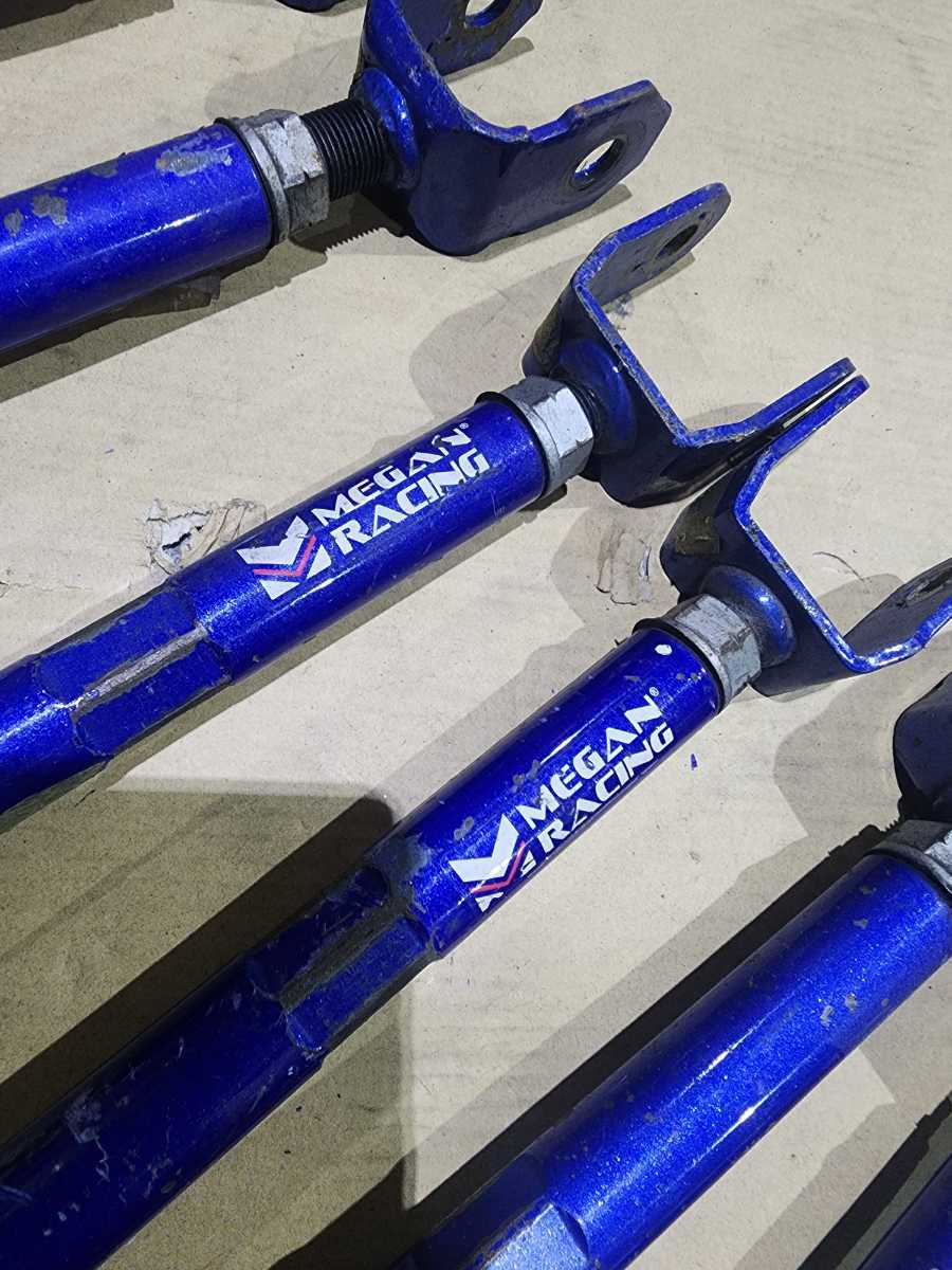 MEGAN RACING v37 y51フロントアッパーアーム 日産 フーガ Y51 スカイライン V37 メーガンレーシング フロント