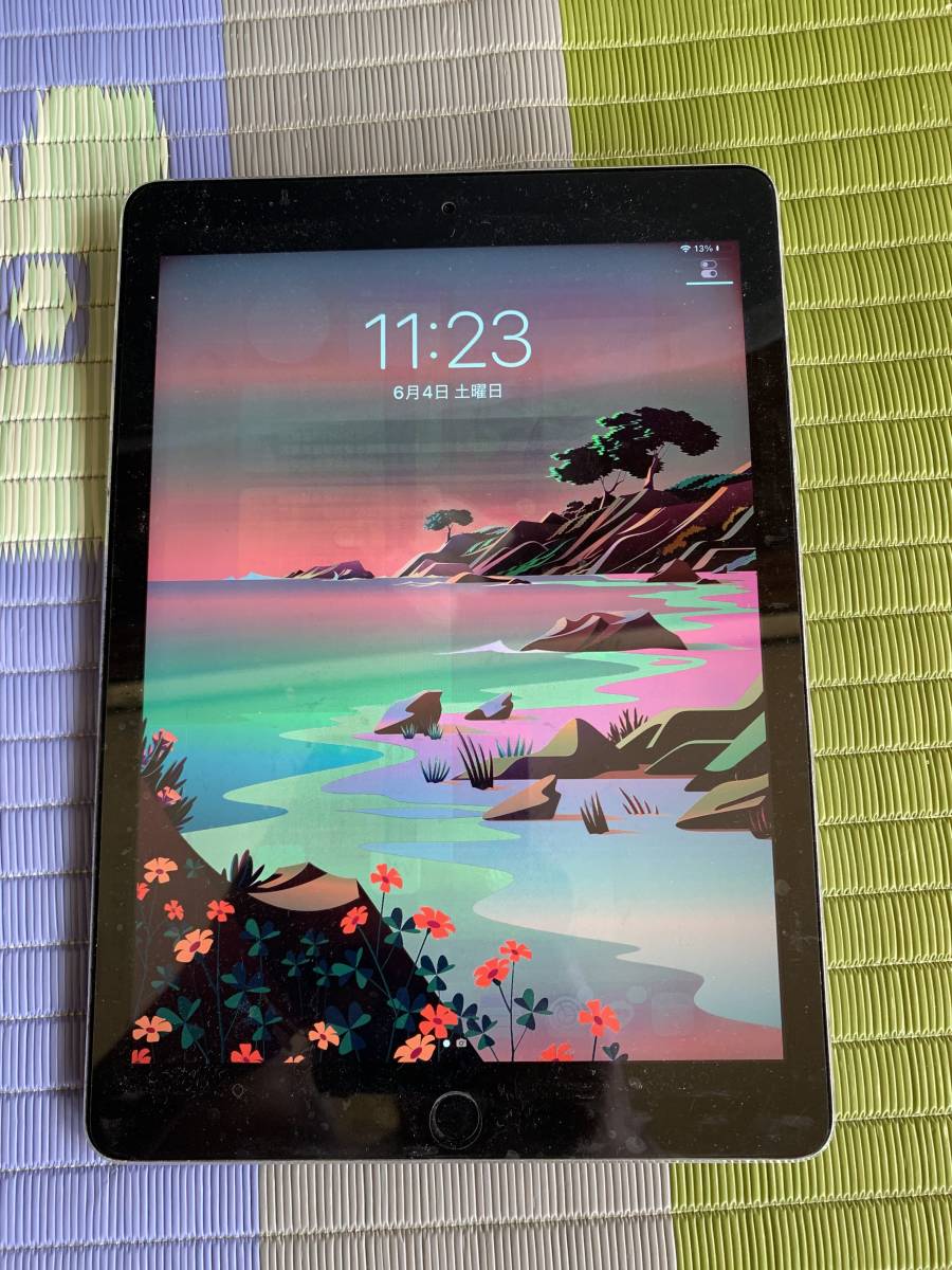 【液晶に難あり】iPad Air2 64GB シルバー