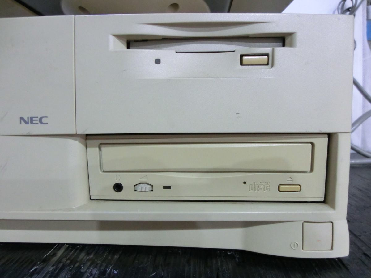 T【P8-68】【2箱】NEC/PC-9821 V166/CRTディスプレイD151/まとめて