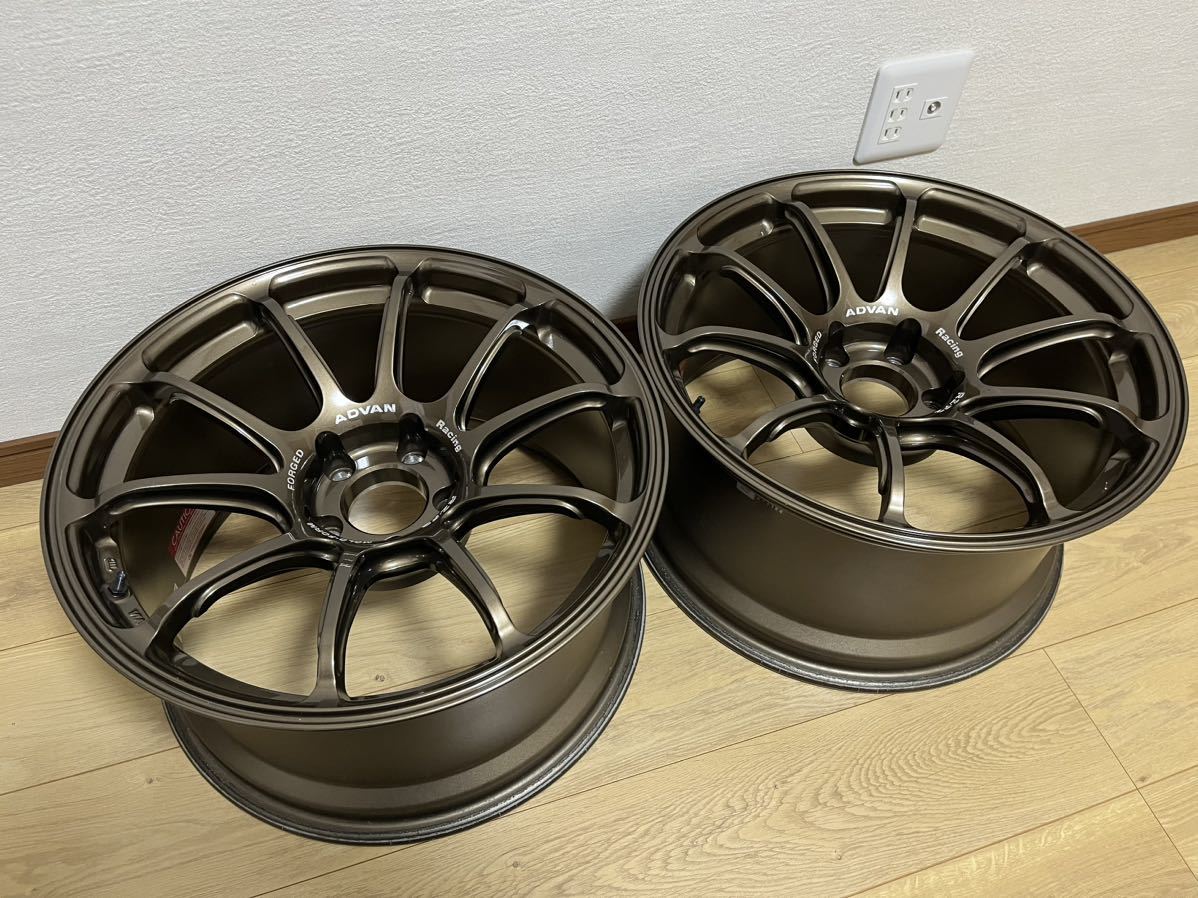 美品 鍛造 RZ-F2 18 9.5J +12 114.3 5穴 ブロンズ YOKOHAMA ADVAN
