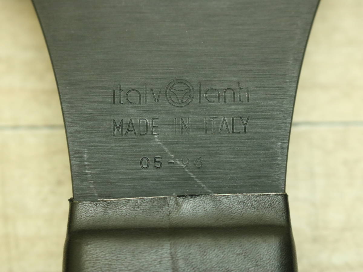 イタルボランテOZレーシング コラボレーションステアリングハンドル