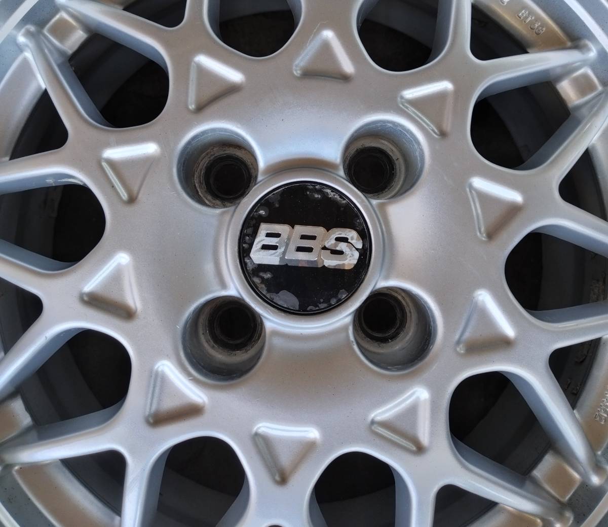 BBS 332 VW純正 14インチ 6.5J +38 4H 100 4本の入札履歴 - 入札者の順位