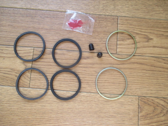 ブルーバード　510　ブル510　SSS　フロント　ディスク　ブレーキ　キャリパー　オーバーホール　キット　リペアー　キット　H510　P510　