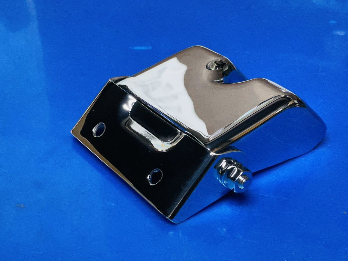 ダックス純正シートヒンジ　☆ クロームメッキ　ホンダ　くるくる　Dax 新品加工　1 ダックス純正シートヒンジ くるくる クロームメッキ ホンダ シートヒンジとシートロック メッキ加工されてい
