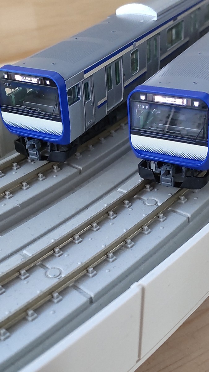 人気定番，定番 TOMIX JR E235-1000系電車 横須賀 総武快速線 基本セットA＋増結セット 計11両 98402 98404 E235系(近郊形電車)｜売買されたオークション情報、yahooの商品情報をアーカイブ公開 - オークファン 近郊形電車