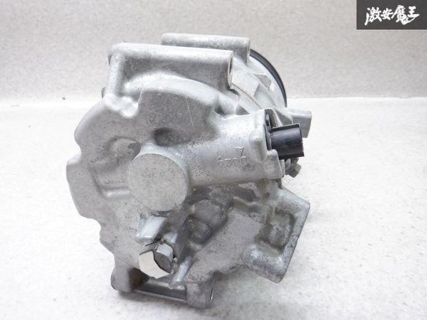 ヴォクシー トヨタ エアコンコンプレッサー コンデンサー トヨタ