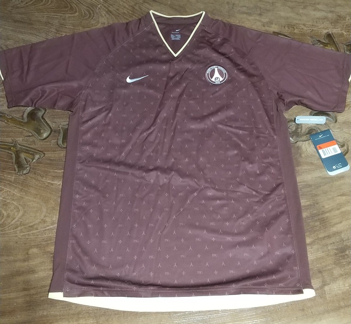 Nike PSG 2006-2007 3rdパリ・サンジェルマン モノグラム Nike PSG 2006-2007 3rdパリ・サンジェルマン モノグラム Nike PSG