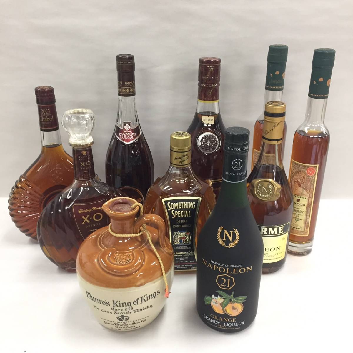 G041-402【千葉県内のみ発送】お酒10本まとめ CAMUS GRAND V.S.O.P 40%/CHARME NAPOLEON 40%/SUNTORY BRANDY X.O 40%/SOMETHING SPECIAL/他