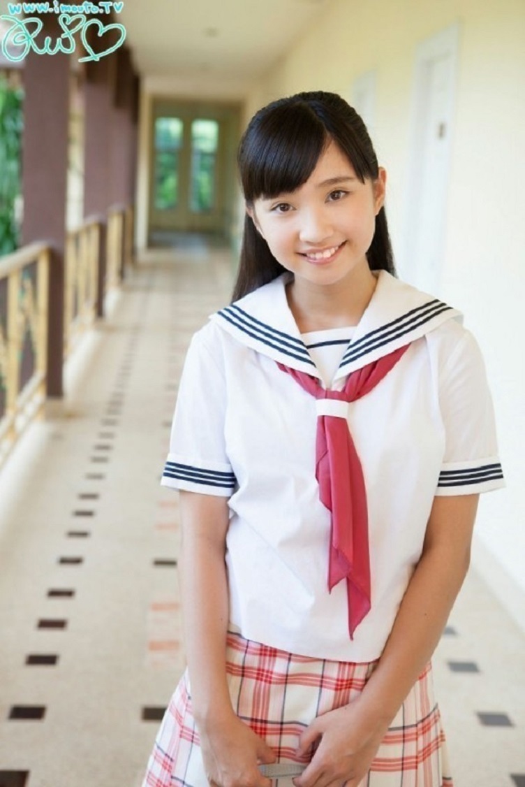 黒宮れい 写真 L判 100枚(写真)|売買されたオークション情報、yahooの商品情報をアーカイブ公開 - オークファン(aucfan.com)