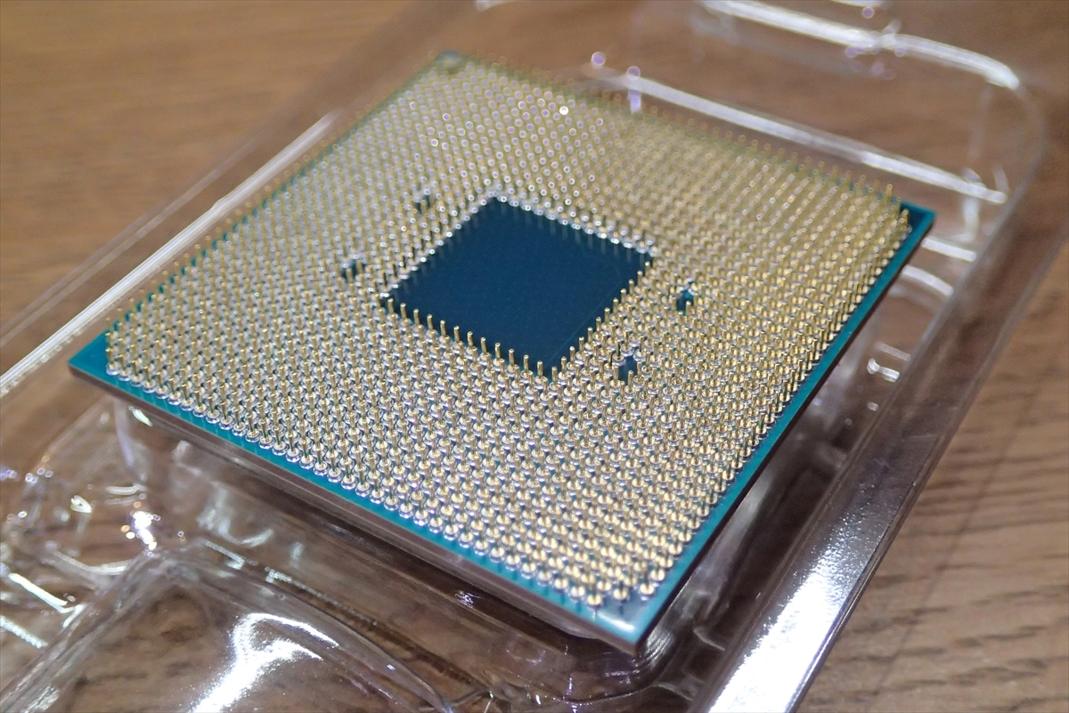 ☆AMD AM4ソケット CPU Ryzen 7 2700X BOX☆純正LEDクーラー付き Max