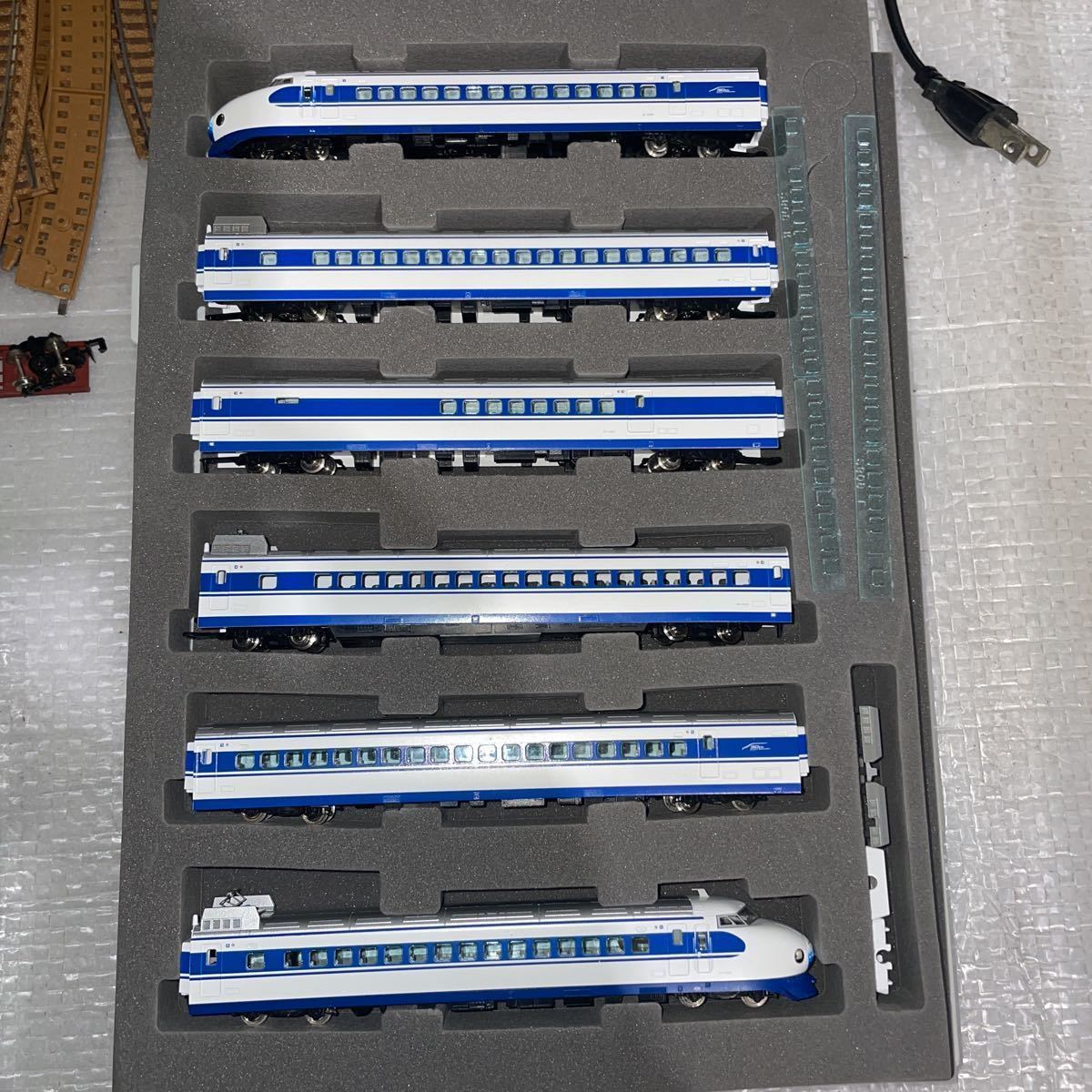 国鉄 0系東海道・山陽新幹線(大窓初期型・ひかり・博多開業時編成)基本