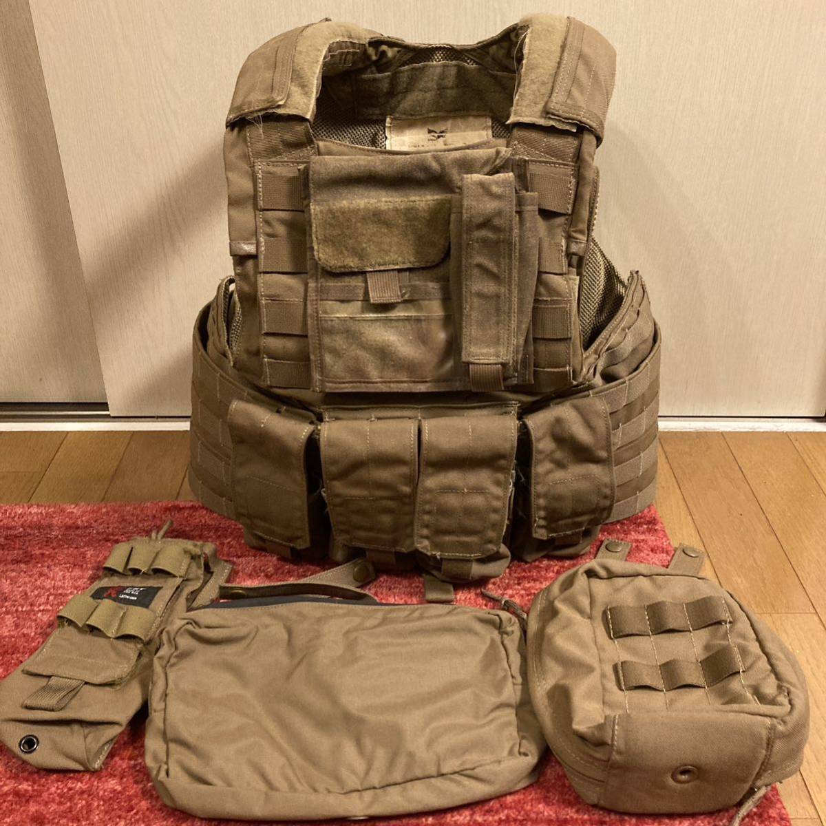 CIRAS - Yahoo!オークション CIRASボディアーマーRG新品 イーグルLE