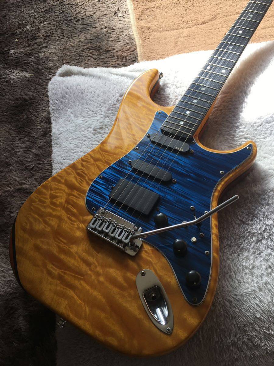 Crews Maniac Sound Custom Order ST クルーズ キルトメイプル、バーズアイネック、1Pマホバッグ、90年製、EMG89 L.R X-Baggs Brige