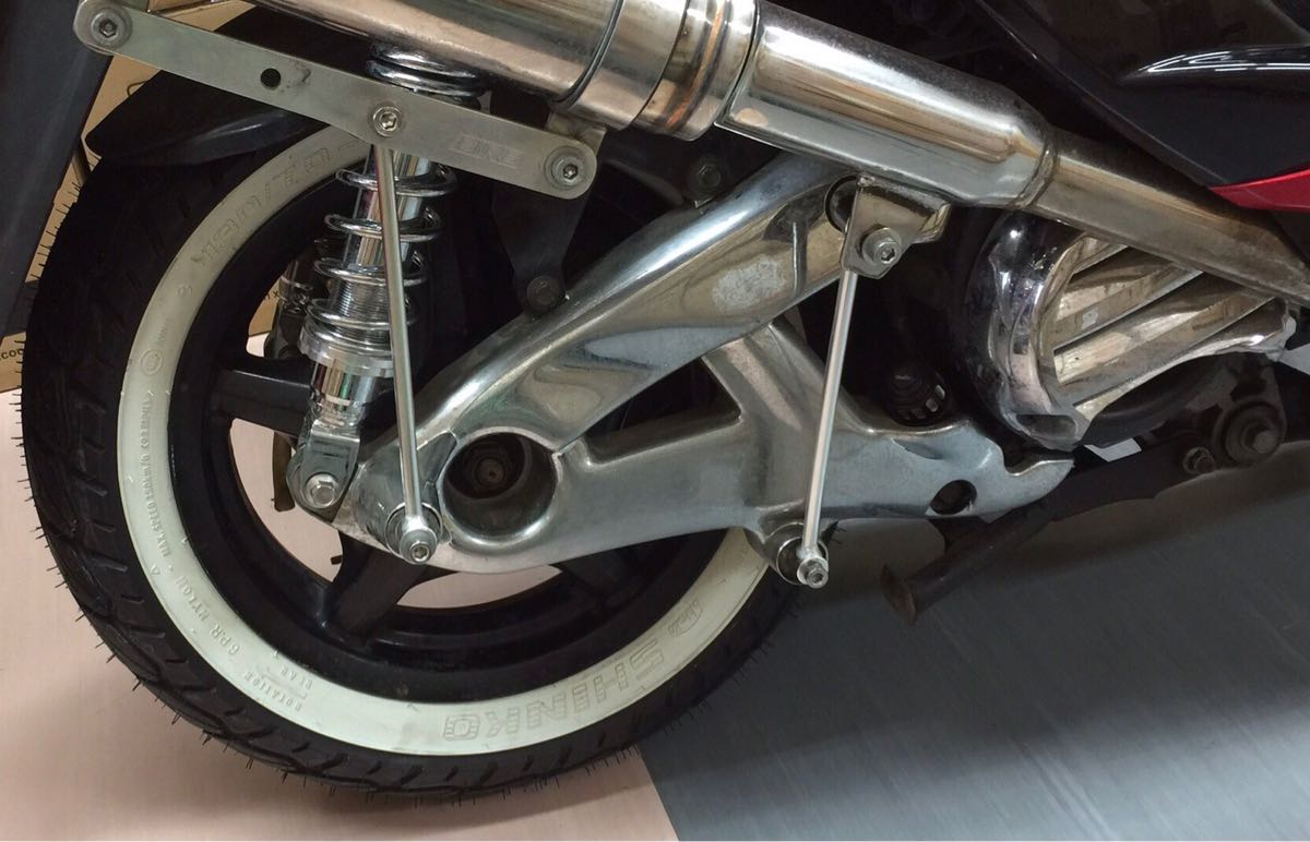SR723 - : Shinko White Wall Front Tire 120⁄70-12 | WALL SCR_WORKS