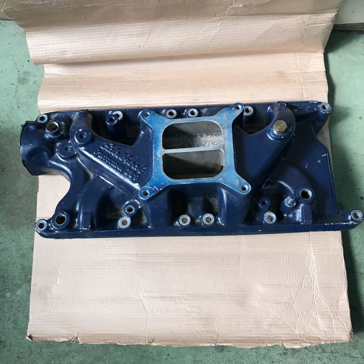 0 Performer Intake Manifold Edelbrock Ford for Small-Block 1 &amp 