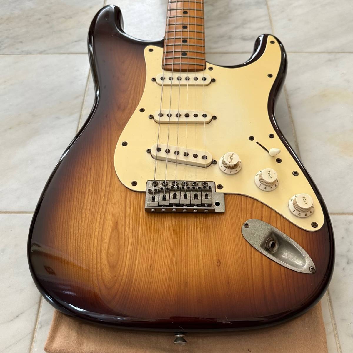 希少 FERNANDES フェルナンデス 石ロゴ 70～80年製 ジャパン